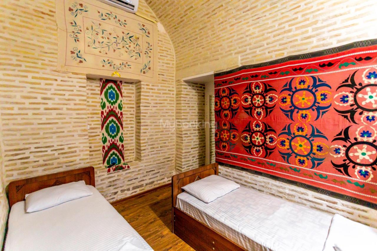 Okhun Madrasah15Th-16Th Century Hotel Bukhara Exterior photo
